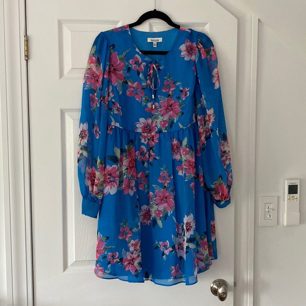 NWT floral chiffon Kensie dress